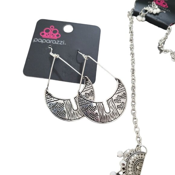 New Lot of 8 Paparazzi Jewelry Necklaces Earrings Boho Minimalistic Silver Gold - Picture 2 of 14